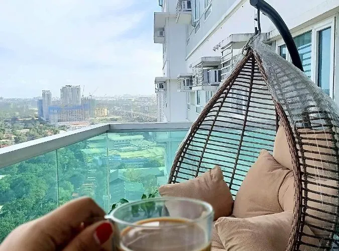 Family Size Staycation In Makati With New Year's Firework Balcony View
