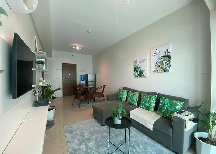 Family Size Staycation In Makati With New Year's Firework Balcony View Apartment Manila