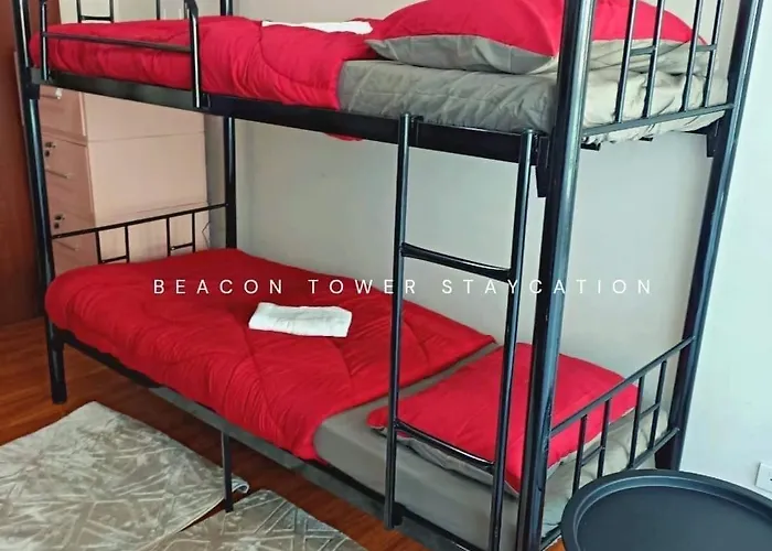 Apartment Family Size Staycation In Makati With New Year's Firework Balcony View